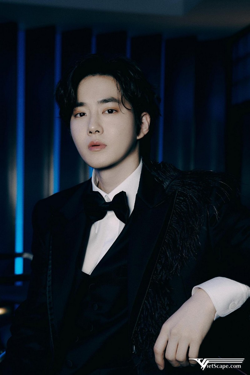 Suho ra mắt với tư cách là ca sĩ Solo với Mini Album đầu tay tên “Self-Portrait” vào tháng 05/2020