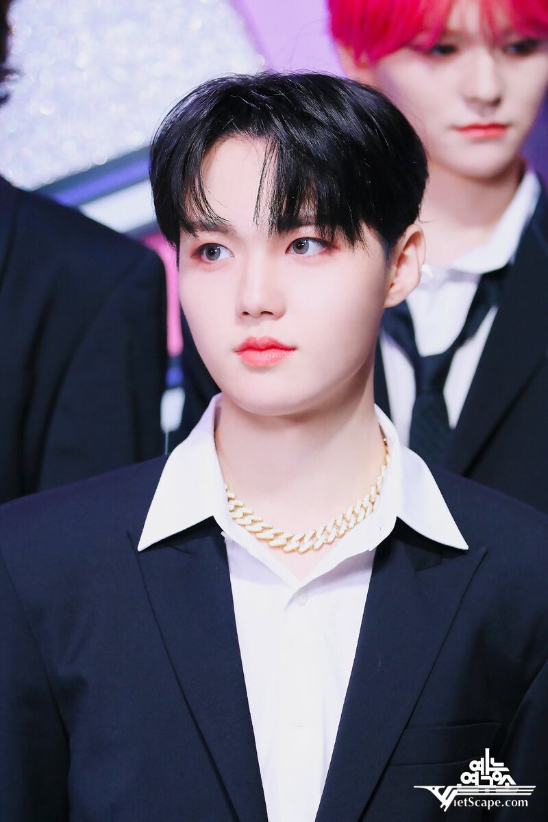 Một số hình ảnh về Doyoung