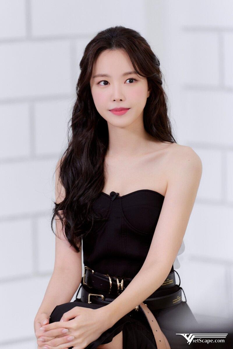 Một số hình ảnh về Naeun