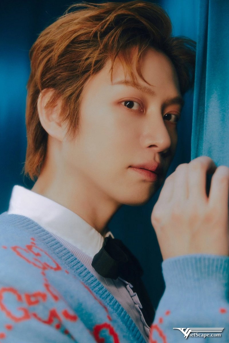 Heechul Super Junior ra mắt với tư cách là ca sĩ Solo vào năm 2019 với đĩa đơn kỹ thuật số “Old Movie” 