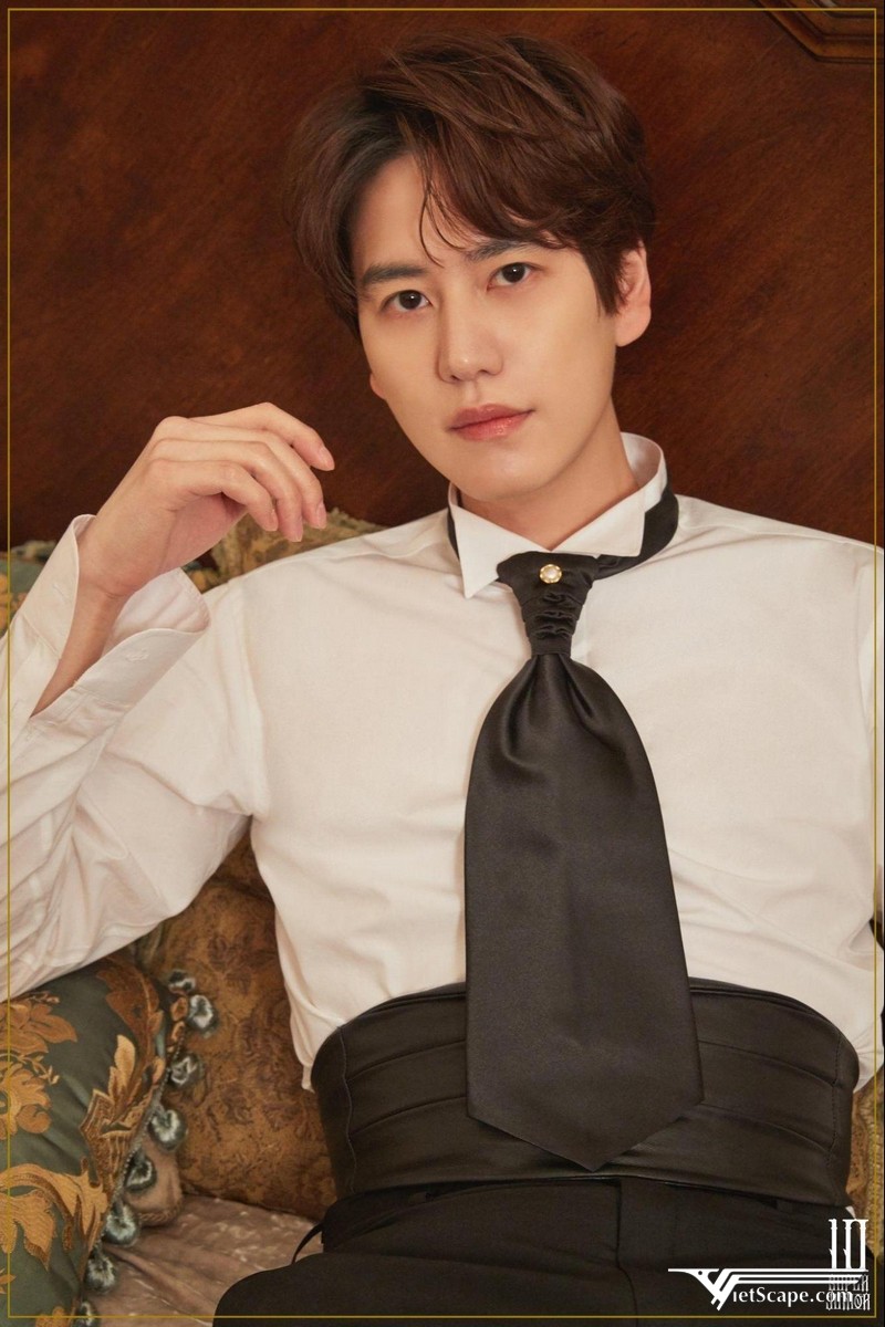 Kyuhyun chính thức ra mắt vào năm 2006 với tư cách là thành viên mới của Super Junior