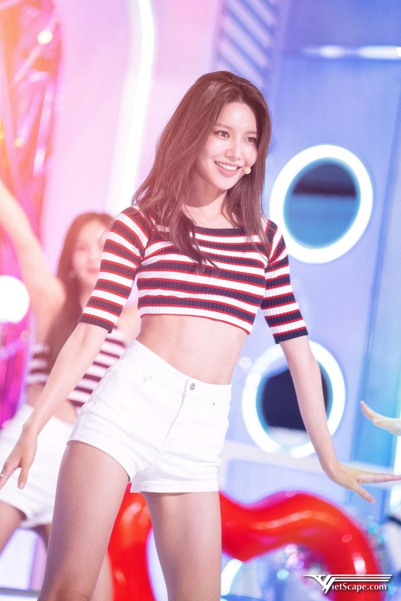 Một số hình ảnh về Sooyoung