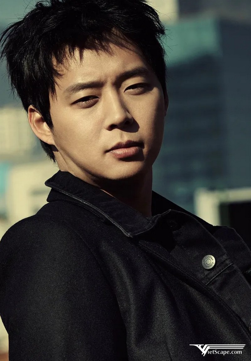 Một số hình ảnh về Yoochun