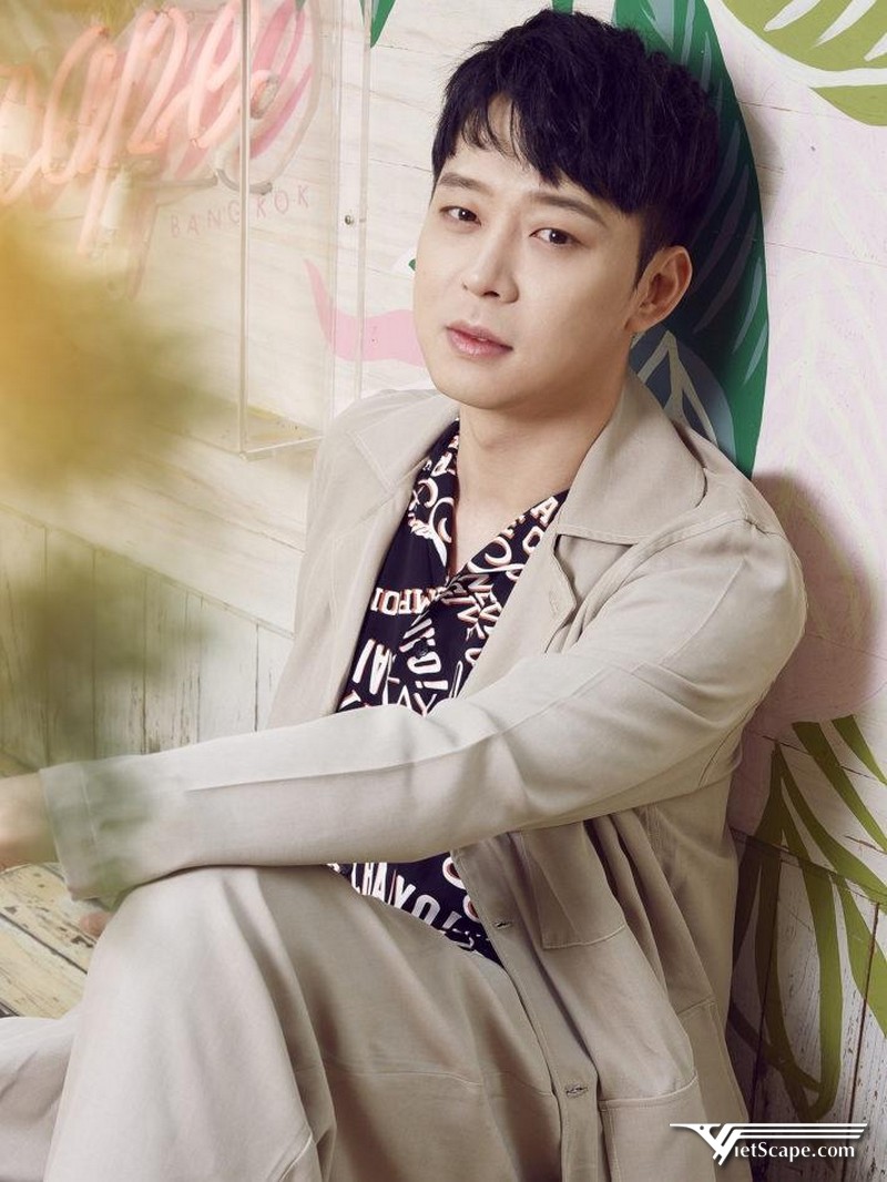 Một số hình ảnh về Yoochun