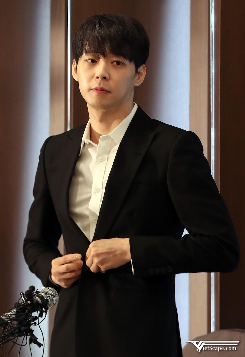 Một số hình ảnh về Yoochun