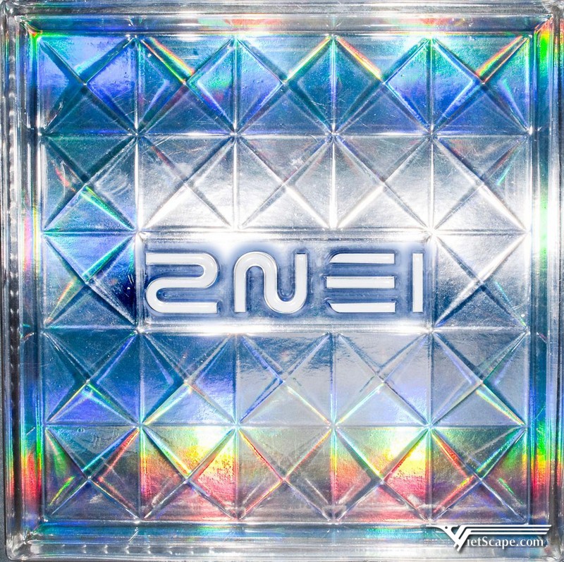 1st Mini Album: “2NE1” - Ngày 08/07/2009